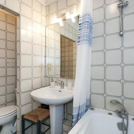 Lovely Studio Quartier Latin 아파트